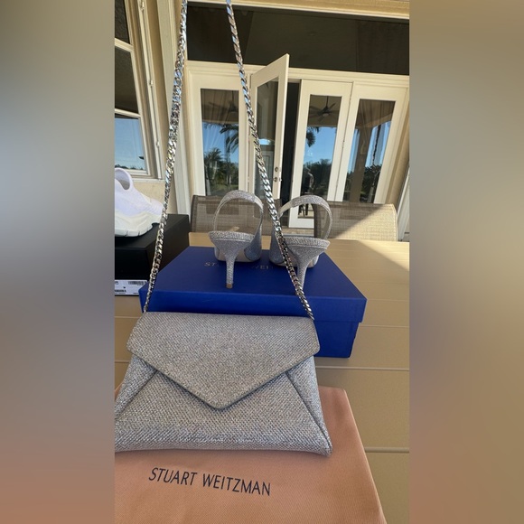 Stuart Weitzman Silver Glitter Slingback Pumps with Matching Envelope Clutch - Picture 7 of 11